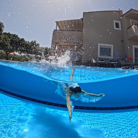 Four Seasons Private Villa - Seaview - Big Heated Pool - Gym - Sport Activities 구베스 외부 사진