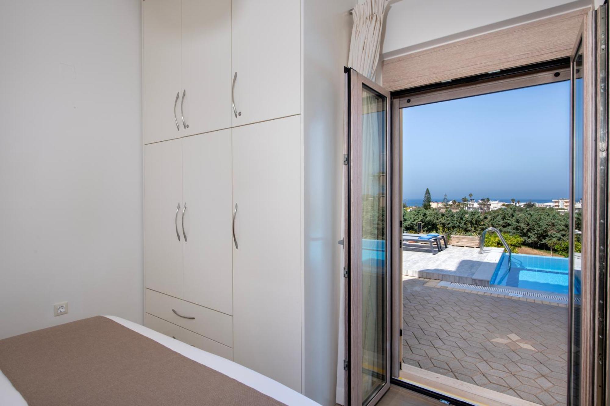 Four Seasons Private Villa - Seaview - Big Heated Pool - Gym - Sport Activities 구베스 외부 사진