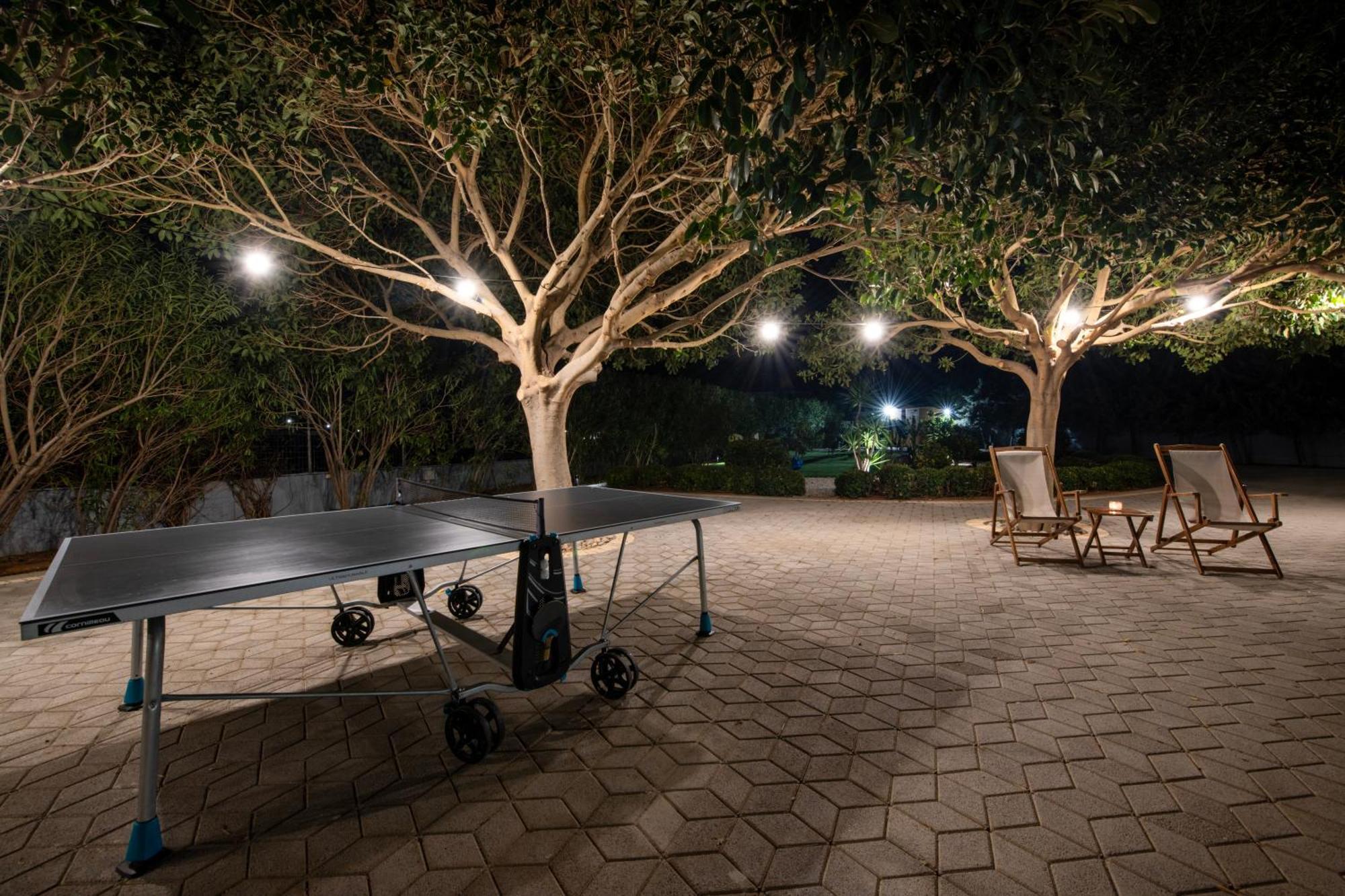 Four Seasons Private Villa - Seaview - Big Heated Pool - Gym - Sport Activities 구베스 외부 사진