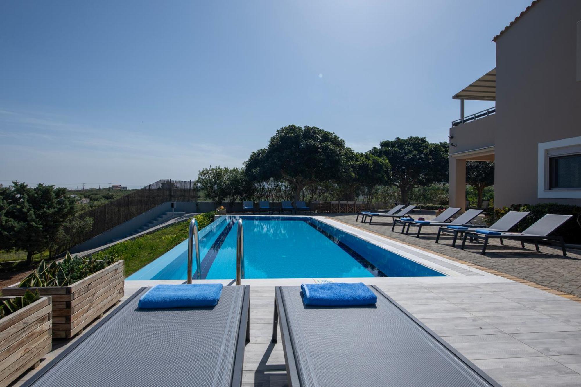 Four Seasons Private Villa - Seaview - Big Heated Pool - Gym - Sport Activities 구베스 외부 사진